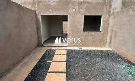 Casa à venda, 2 quartos, 1 suíte, 2 vagas, SAO JORGE - Uberlândia/MG