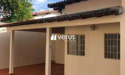 Casa para aluguel, 3 quartos, 4 vagas, Santa Mônica - Uberlândia/MG