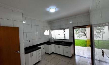 CASA EM CONDOMÍNIO para aluguel, 3 quartos, 1 suíte, 2 vagas, JARDIM INCONFIDENCIA - Uberlândia/MG