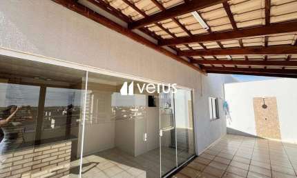 Cobertura para aluguel, 4 quartos, 2 suítes, 2 vagas, Santa Mônica - Uberlândia/MG