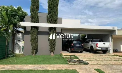CASA EM CONDOMÍNIO à venda, 3 quartos, 1 suíte, 2 vagas, JARDIM BOTANICO - Uberlândia/MG