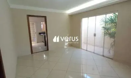 Casa para aluguel, 4 quartos, 2 suítes, 2 vagas, JARDIM DAS PALMEIRAS - Uberlândia/MG