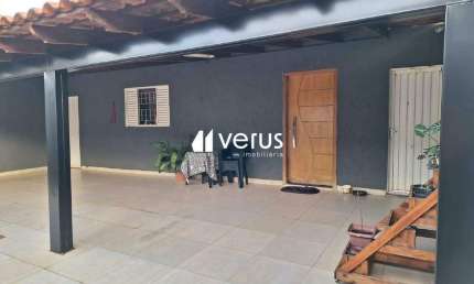 Casa à venda, 3 quartos, 1 suíte, 2 vagas, Pacaembu - Uberlândia/MG