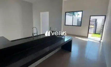 Casa à venda, 2 quartos, 1 suíte, 1 vaga, JARDIM HOLANDA - Uberlândia/MG