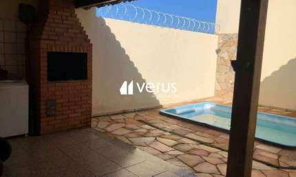 Casa à venda, 4 quartos, 2 suítes, 3 vagas, Vigilato Pereira - Uberlândia/MG