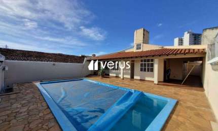 Casa à venda, 6 quartos, 3 suítes, 4 vagas, Santa Mônica - Uberlândia/MG
