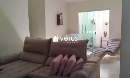 Casa à venda, 3 quartos, 1 suíte, 2 vagas, JARDIM PATRICIA - Uberlândia/MG