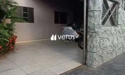 Casa à venda, 3 quartos, 1 vaga, jardim das palmeiras - uberlândia/mg