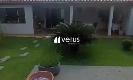 Casa à venda, 3 quartos, 1 suíte, 3 vagas, Santa Mônica - Uberlândia/MG