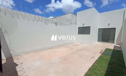 Casa à venda, 2 quartos, 1 suíte, 3 vagas, JARDIM IPANEMA - Uberlândia/MG