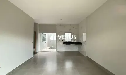 Excelente casa com 2 quartos sendo uma suíte no jardim ipanema