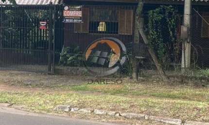 CASA MISTA EM TERRENO COM 498,00m² EM LOCALIZAÇÃO PRIVILEGIADA