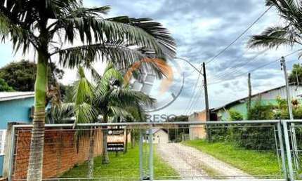 LINDO SÍTIO EM CONDOMÍNIO FECHADO COM APROXIMADAMENTE 2.000,00m² DE TERRENO