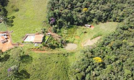 Chácara / sítio com 3 quartos à venda na Monsehor Do Isidro, Monsenhor Isidro, Itaverava