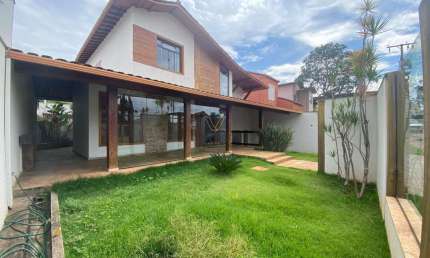 Casa com 3 quartos à venda na Praça Joaquim José Da Silva Xavier, Inconfidentes, Ouro Branco