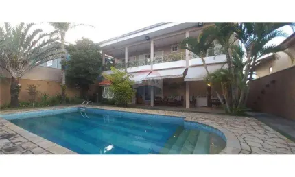 Casa à venda condomínio Portal do Paraíso em Jundiaí com 4 suítes, piscina, área gourmet