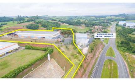Galpão de locação com 7.083 m² de área construída e 24.000m2 de área total de terreno em Jarinu/SP