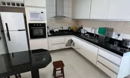 Sobrado com 3 dormitórios à venda, 331 m² por R$ 950.000,00 - Parque Universitário - Americana/SP