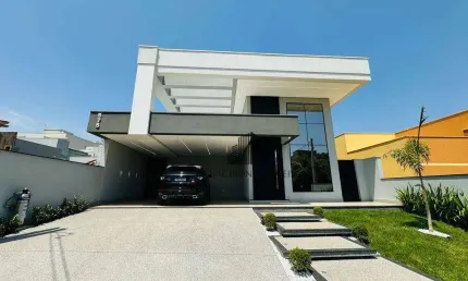 Casa Residencial de Alto padrão com 177m² de construção localizada no condomínio fechado Imigrantes em Nova Odessa.
