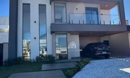 Sobrado alto padrão no Condomínio Engenho Velho em Nova Odessa.