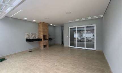 **Casa com Área Gourmet no Jardim Terramérica em Americana, SP**