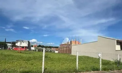 *Oportunidade Imperdível no Bairro Jardim Boer – Terrenos à Venda!*