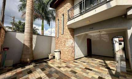 Sobrado com 3 dormitórios à venda, 264 m² por R$ 1.100.000 - Jardim Nossa Senhora do Carmo - Americana/SP
