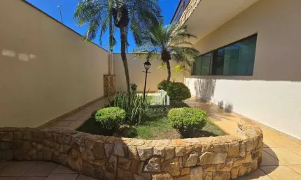 Casa com 4 dormitórios à venda, 364 m² por R$ 1.250.000,00 - São Luiz - Americana/SP
