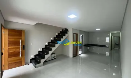Sobrado à venda, 130 m² por R$ 780.000,00 - Vila Lucinda - Santo André/SP