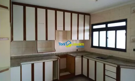 Sobrado com 4 dormitórios à venda, 335 m² por R$ 800.000,00 - Vila Alto de Santo André - Santo André/SP