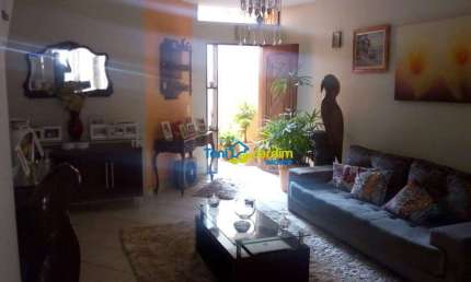 Sobrado com 3 dormitórios à venda, 290 m² por R$ 950.000,00 - Jardim Utinga - Santo André/SP