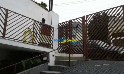 Casa com 3 dormitórios à venda, 267 m² por R$ 700.000,00 - Vila Alto de Santo André - Santo André/SP