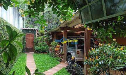 Sobrado com 4 dormitórios à venda, 301 m² por R$ 1.600.000,00 - Vila Homero Thon - Santo André/SP