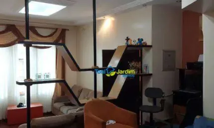 Sobrado com 3 dormitórios à venda, 278 m² por R$ 680.000,00 - Vila Guaraciaba - Santo André/SP