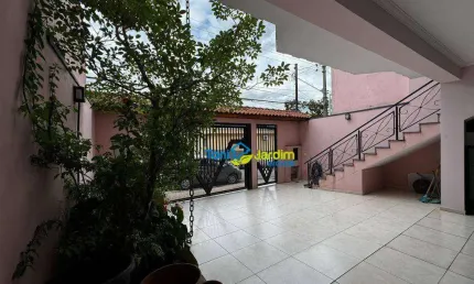 Casa com 3 dormitórios à venda, 301 m² por R$ 860.000,00 - Vila Lucinda - Santo André/SP