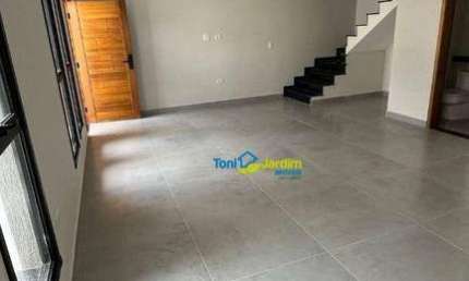 Sobrado à venda, 154 m² por R$ 902.000,00 - Vila Scarpelli - Santo André/SP