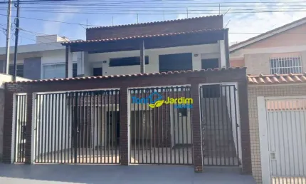 Casa com 3 dormitórios à venda, 216 m² por R$ 730.000,00 - Parque Jaçatuba - Santo André/SP