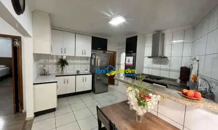 Casa com 3 dormitórios à venda, 216 m² por r$ 830.000,00 - vila lucinda - santo andré/sp