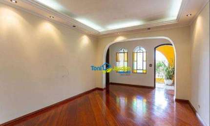 Sobrado com 4 dormitórios para alugar, 190 m² por R$ 4.745,00/mês - Vila Valparaíso - Santo André/SP