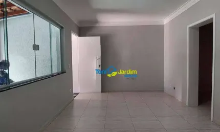 Sobrado com 2 dormitórios para alugar, 129 m² por R$ 3.770,00/mês - Vila Homero Thon - Santo André/SP