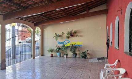 Casa com 3 dormitórios à venda, 335 m² por R$ 850.000,00 - Parque Oratório - Santo André/SP