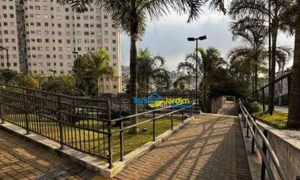 Apartamento com 2 dormitórios à venda, 42 m² por R$ 290.000,00 - Parque São Vicente - Mauá/SP