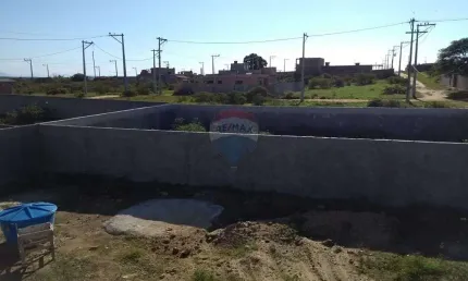 Lotes murados à venda em área Verde – 250m² e 259m² com Cisterna e Infraestrutura ( NOVO CABO FRIO )