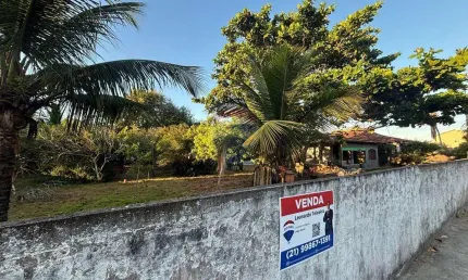 Terreno amplo à venda em unamar – 1.068m² em rua tranquila com árvores frutíferas e vista livre
