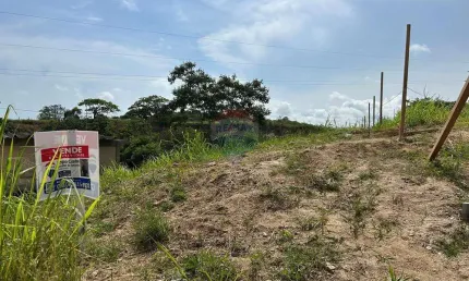 Terreno à Venda no Condomínio Cruzeiro em São Pedro da Aldeia