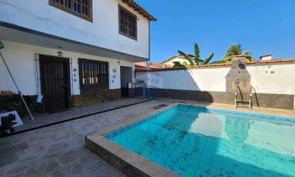 Casa com Piscina e Área Gourmet em Iguaba Grande - 2 Suítes e Terreno Amplo por R$380.000! A VISTA