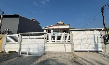 Duplex à Venda na Cidade Praiana/Rio das Ostras – 6 Quartos, Piscina, Gourmet e 220m² de Conforto e Sofisticação