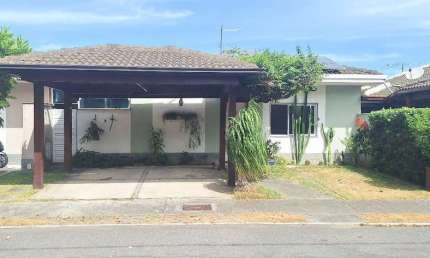 Casa em Condomínio para Venda em Serra, Colina de Laranjeiras, 5 dormitórios, 1 suíte, 3 banheiros, 3 vagas