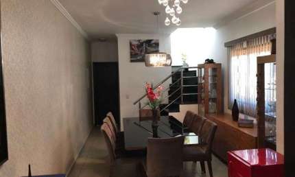 Casa para Venda em Osasco, VILA YARA, 3 dormitórios, 1 suíte, 2 banheiros, 5 vagas