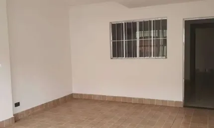 Casa para Locação em Osasco, AYROSA, 2 dormitórios, 1 banheiro, 1 vaga